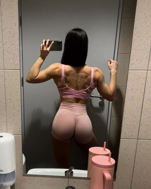 ripped back and shoulders