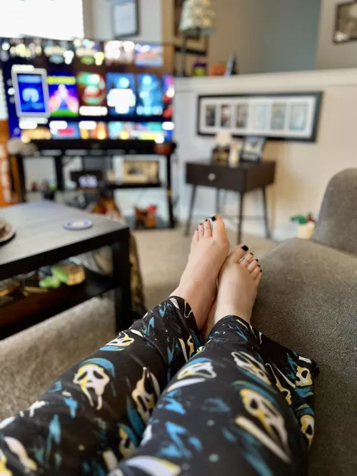 Rub my feet while we watch movies 