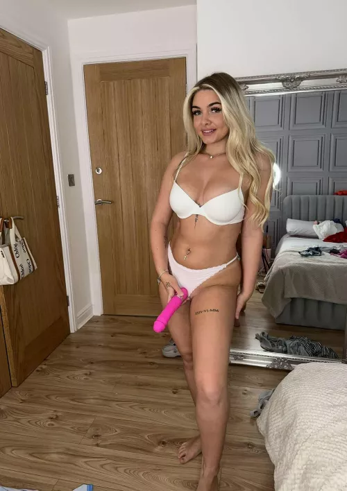 say hello to my little friend