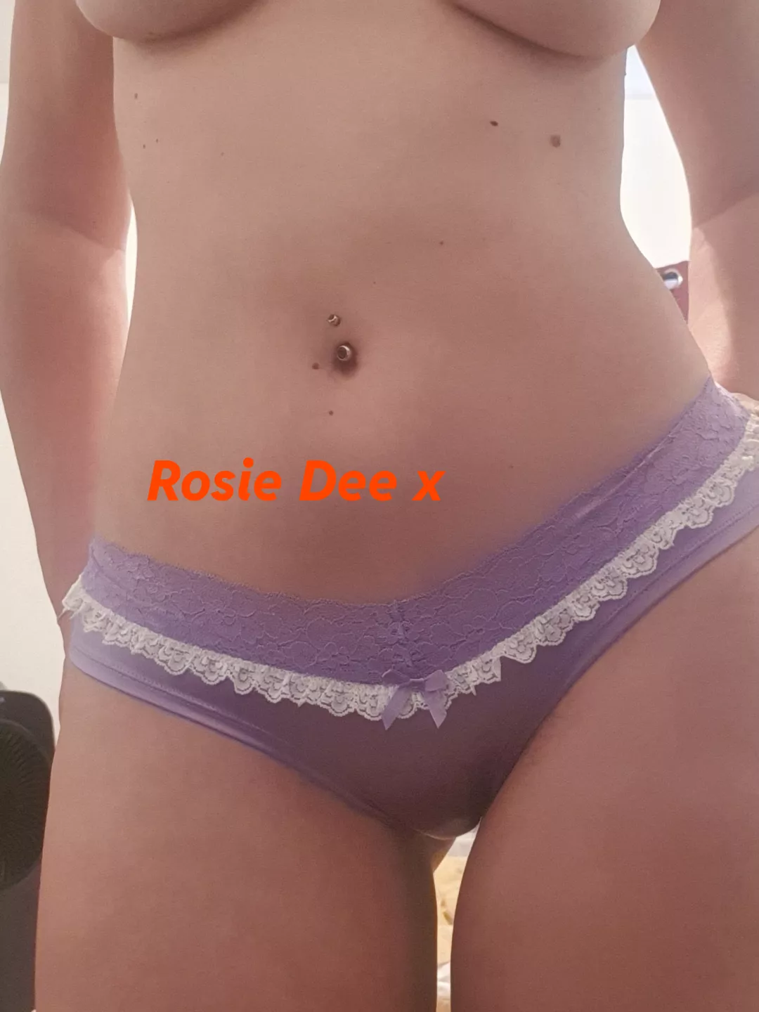 [Selling][UK] Panties, Pics, Vids, Customs, Sexting, GFE, Used condoms, Creampie Panties, Cock rates, Toilet items and content, domme services and much more.