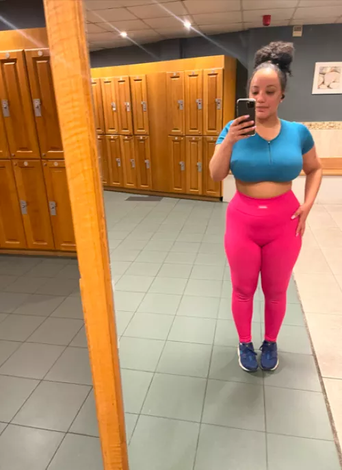 She know's what she got 