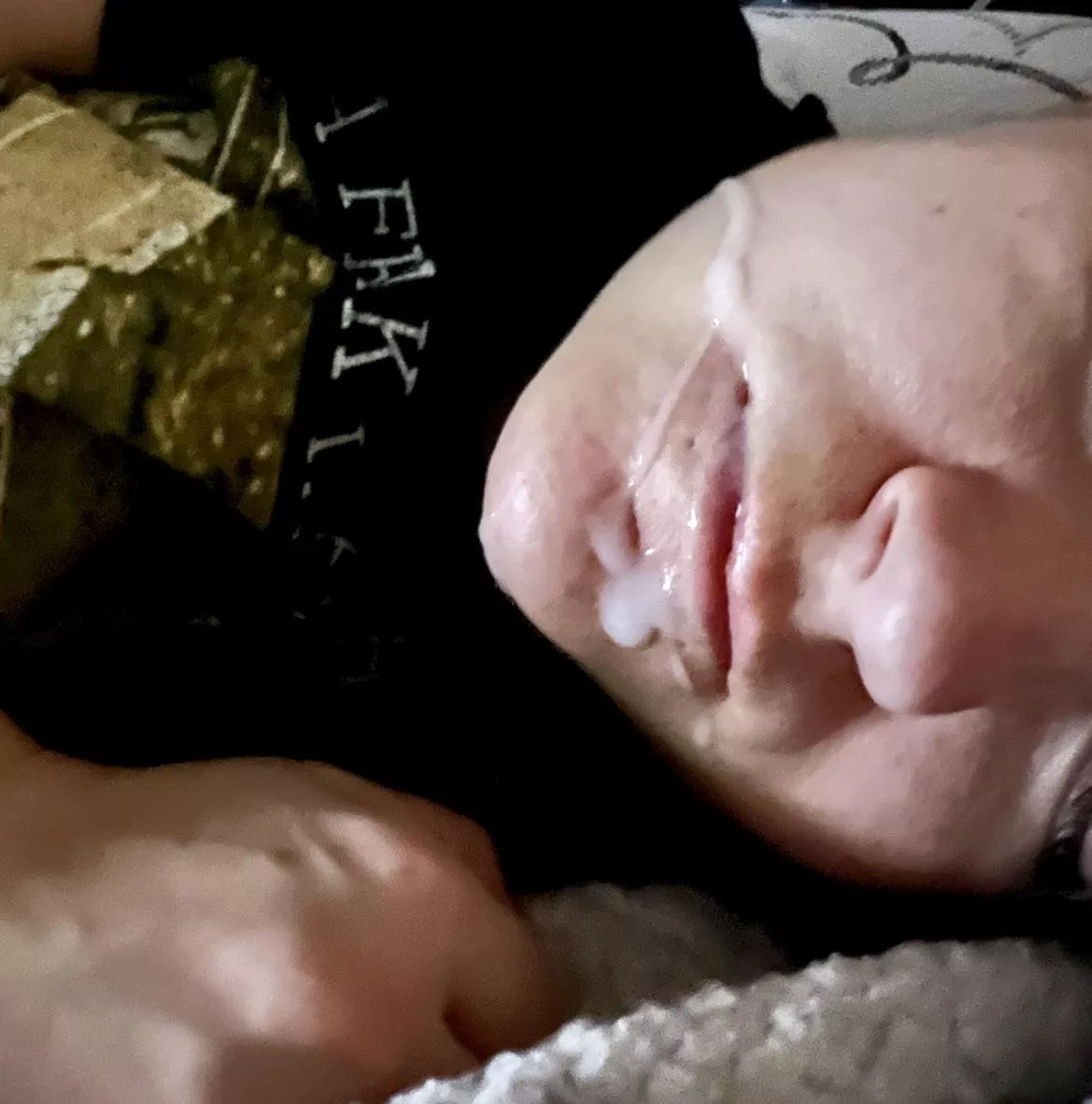 She loves waking up with the taste of cum on her lips