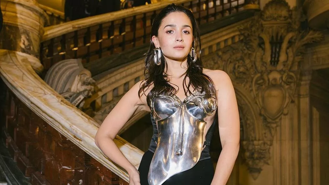 Should Alia have married a brown guy or white man?