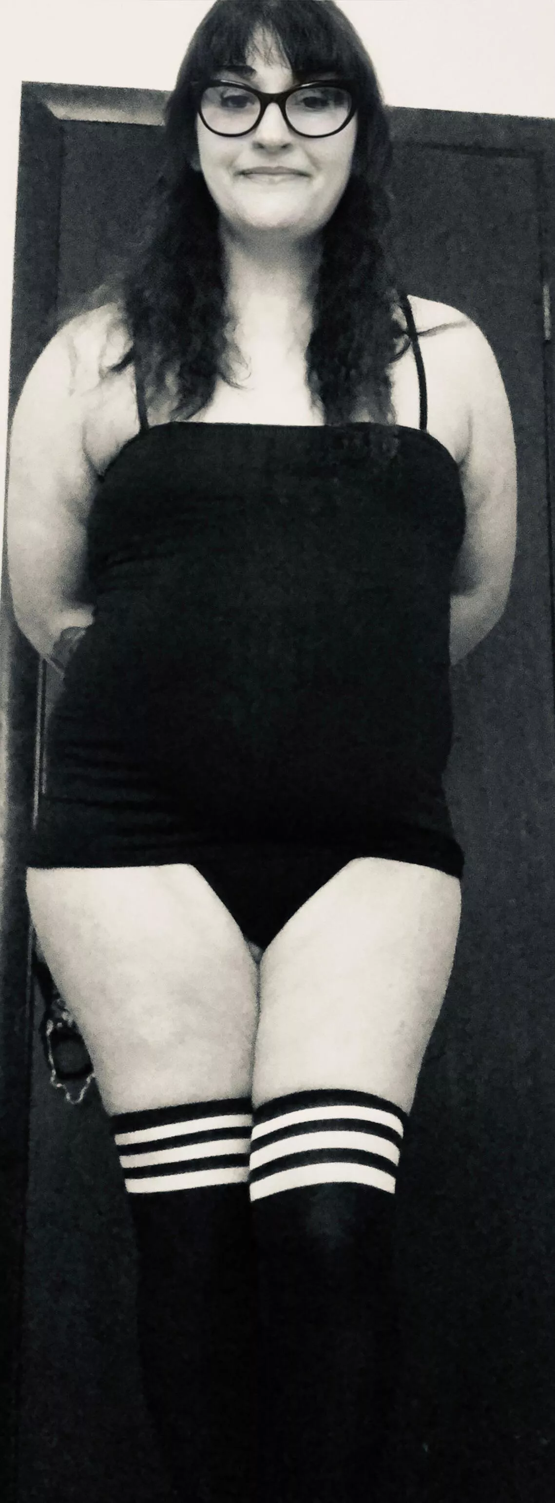 Thicc bottom looking to be the feminine part of your life. I’d make a great “wife”