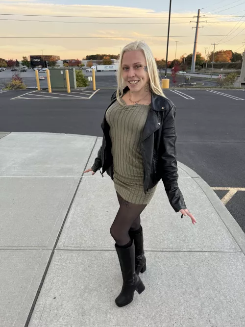 Tights and boots with a dress 