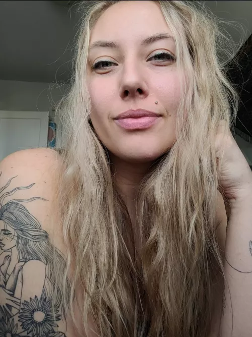 Toss out your ugly wallet pig because I need a new purse 