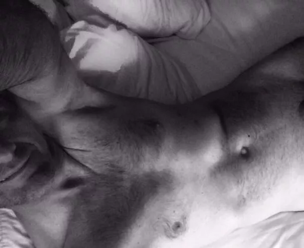 Travis : BWC Delivery Service: M4F