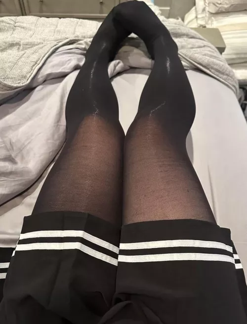 [USA] #CA Asian Sissy looking for other cute sissies to chat with
