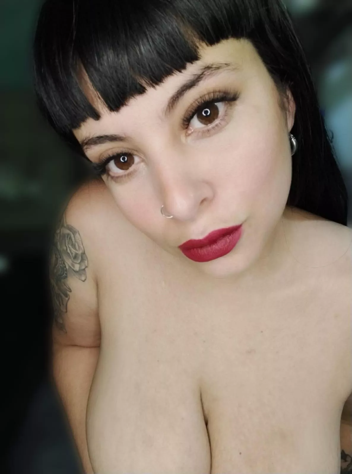 Where would you put my red mouth?