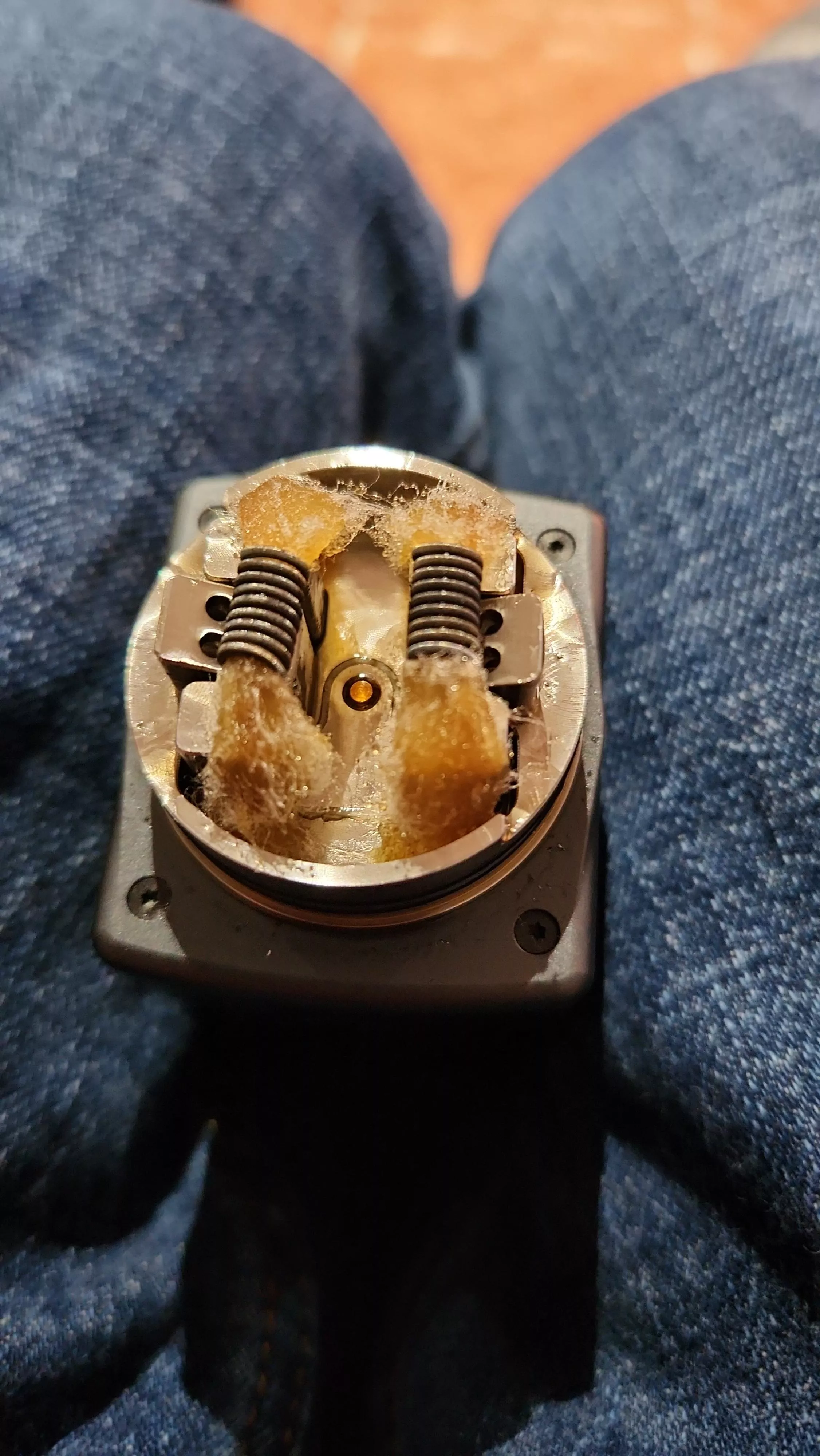 Why is this build giving burnt/dry hits so easy