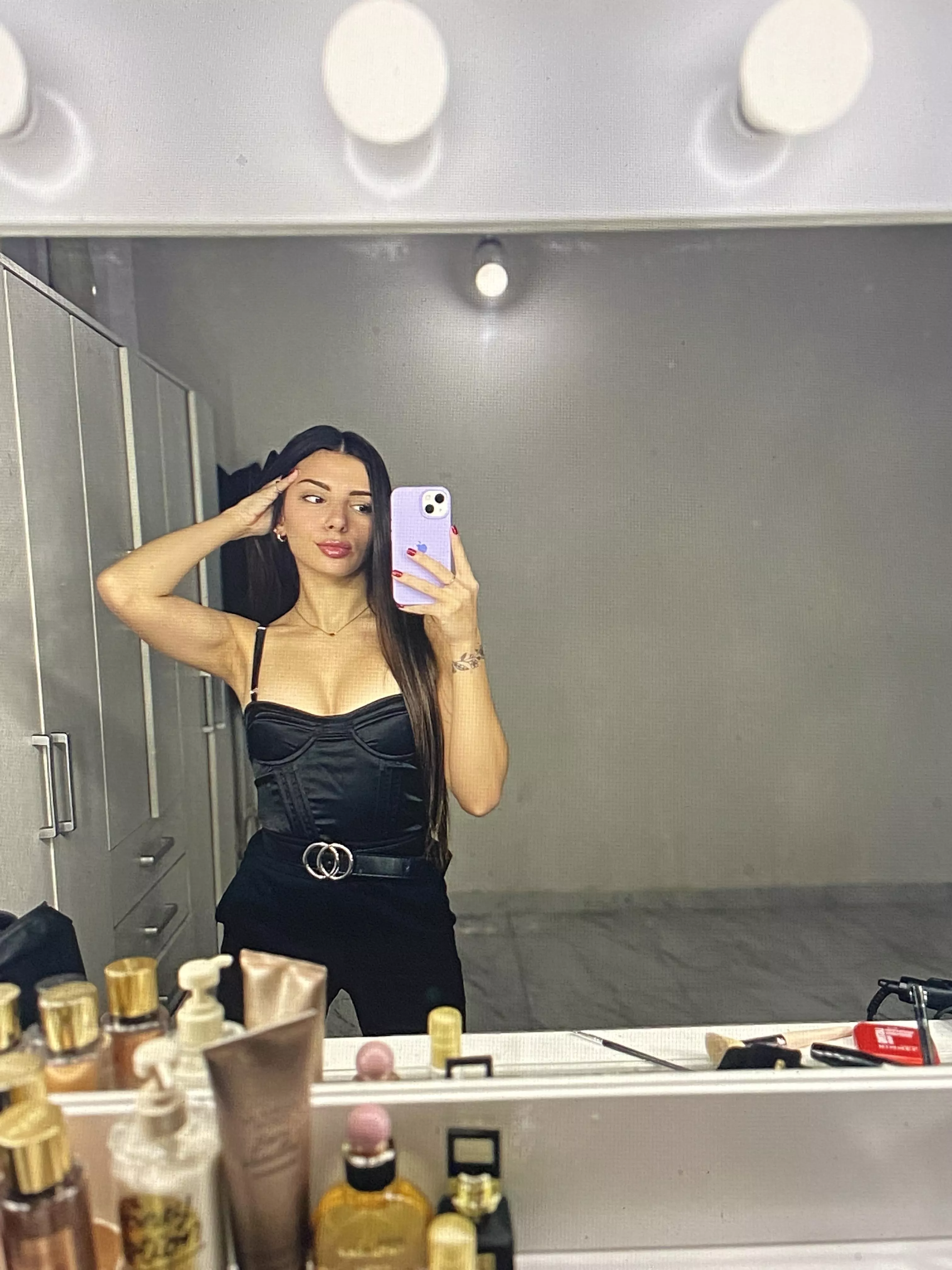 would u ever eat me out?? (NZ)