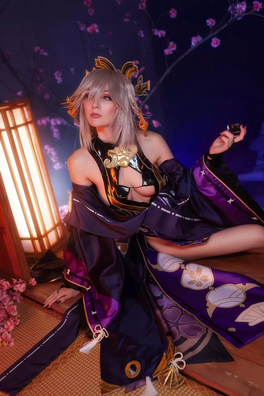 Yae Miko alt dress cosplay by BellatrixAiden