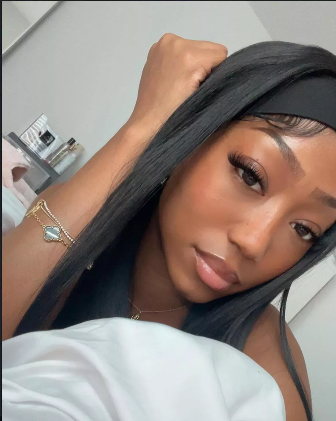 Your worth is measured by what you give 💸