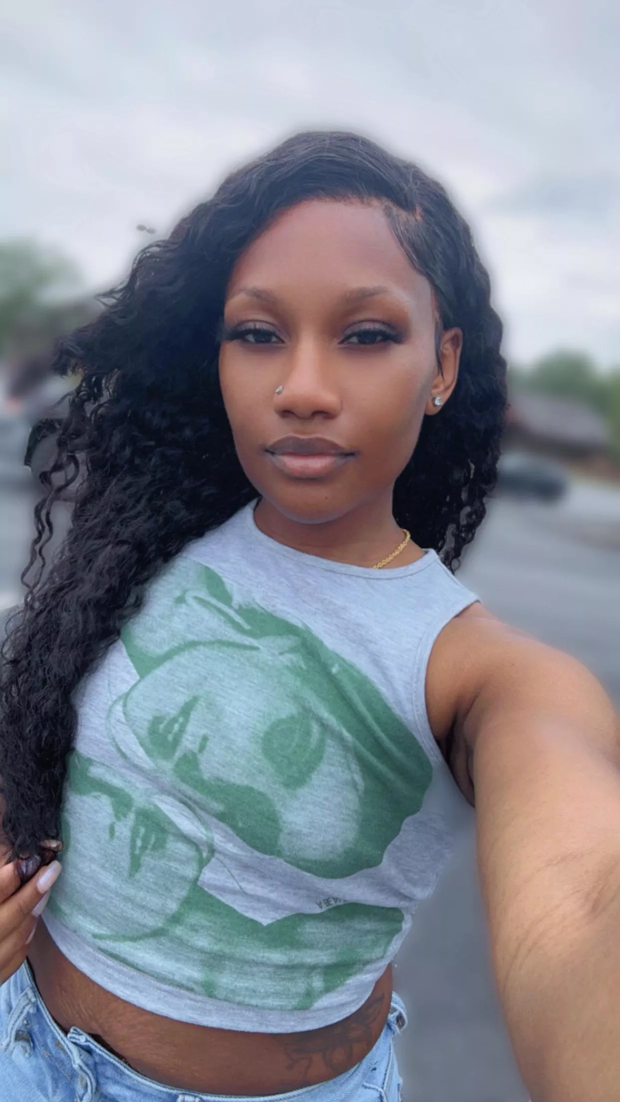 You're such a fuking pathetic loser, at this point I should be paid for breathing the same air as you 🤮