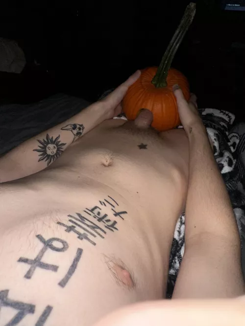 [19] do you like my pumpkin