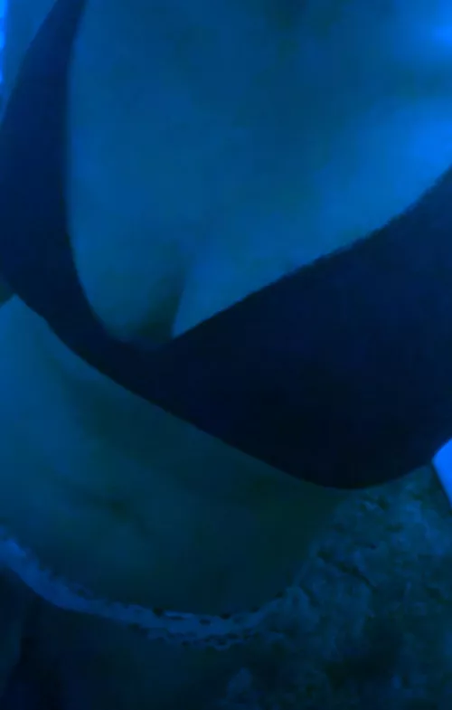 19, [F4FM] where u at daddy? 