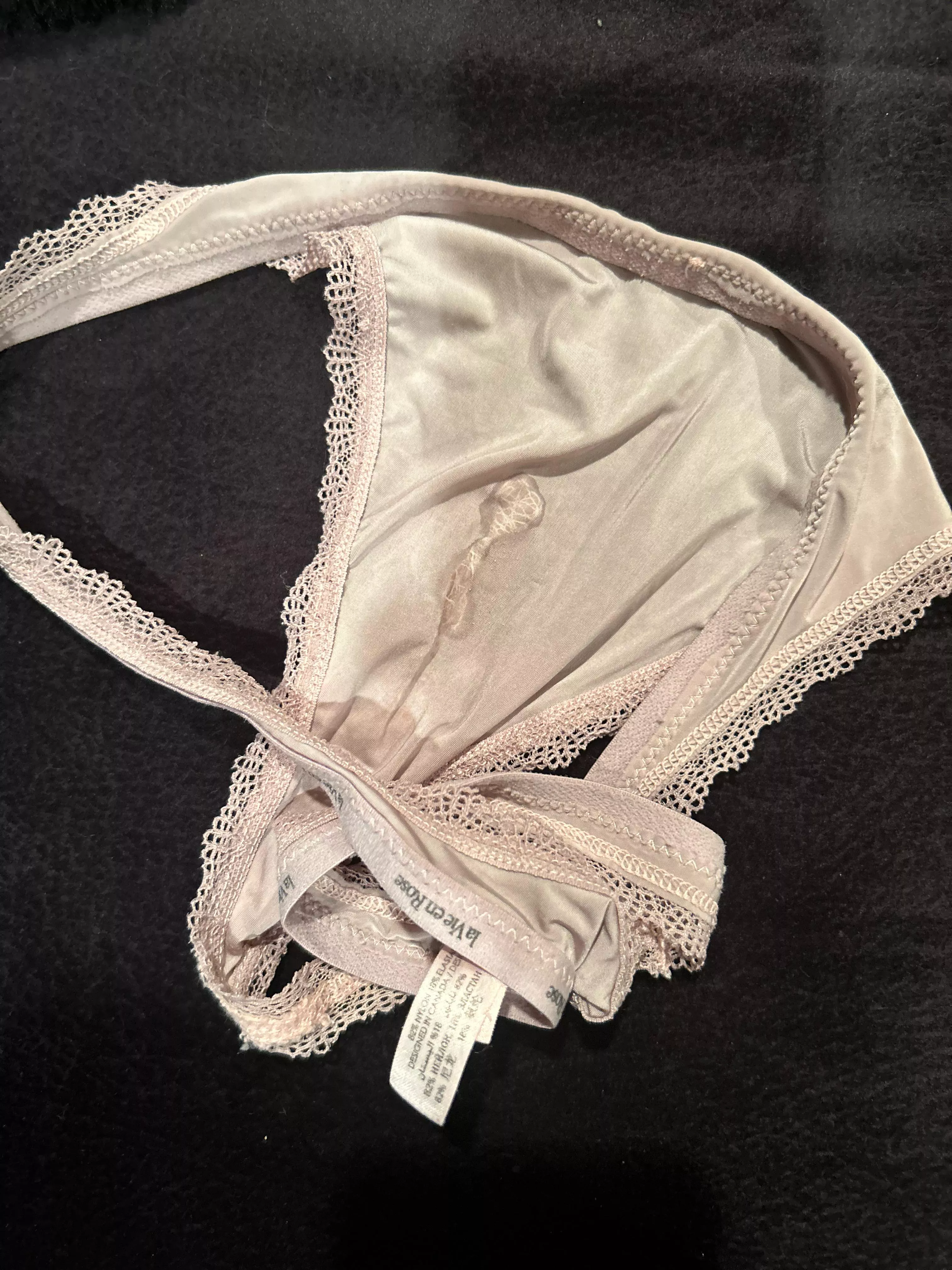 19f gifting panties to panty lovers