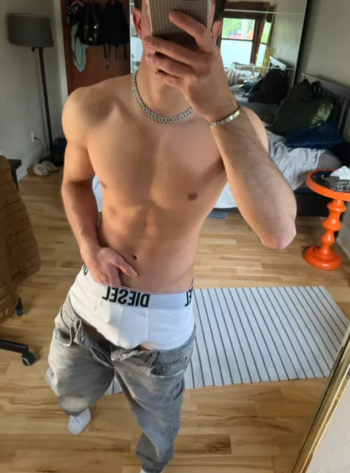 [20] Are you coming to warm your hands with me?