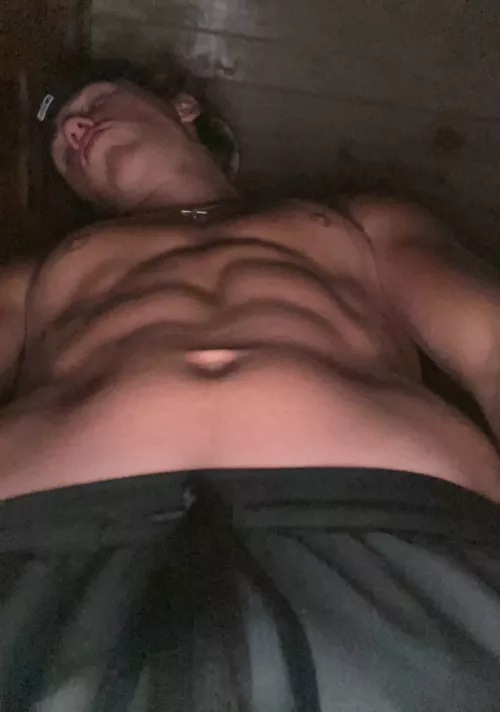 [21] second pic here 😇