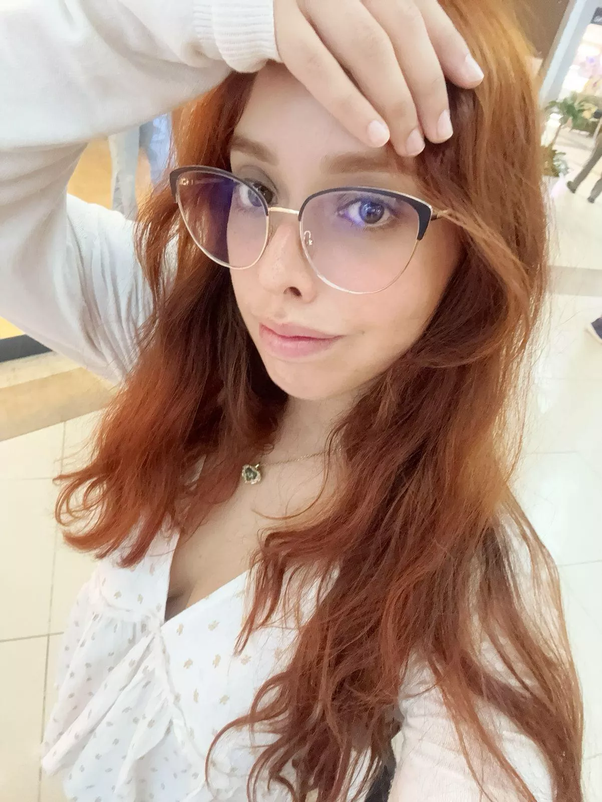 22 [F4M] #San Diego looking for some older man to help me