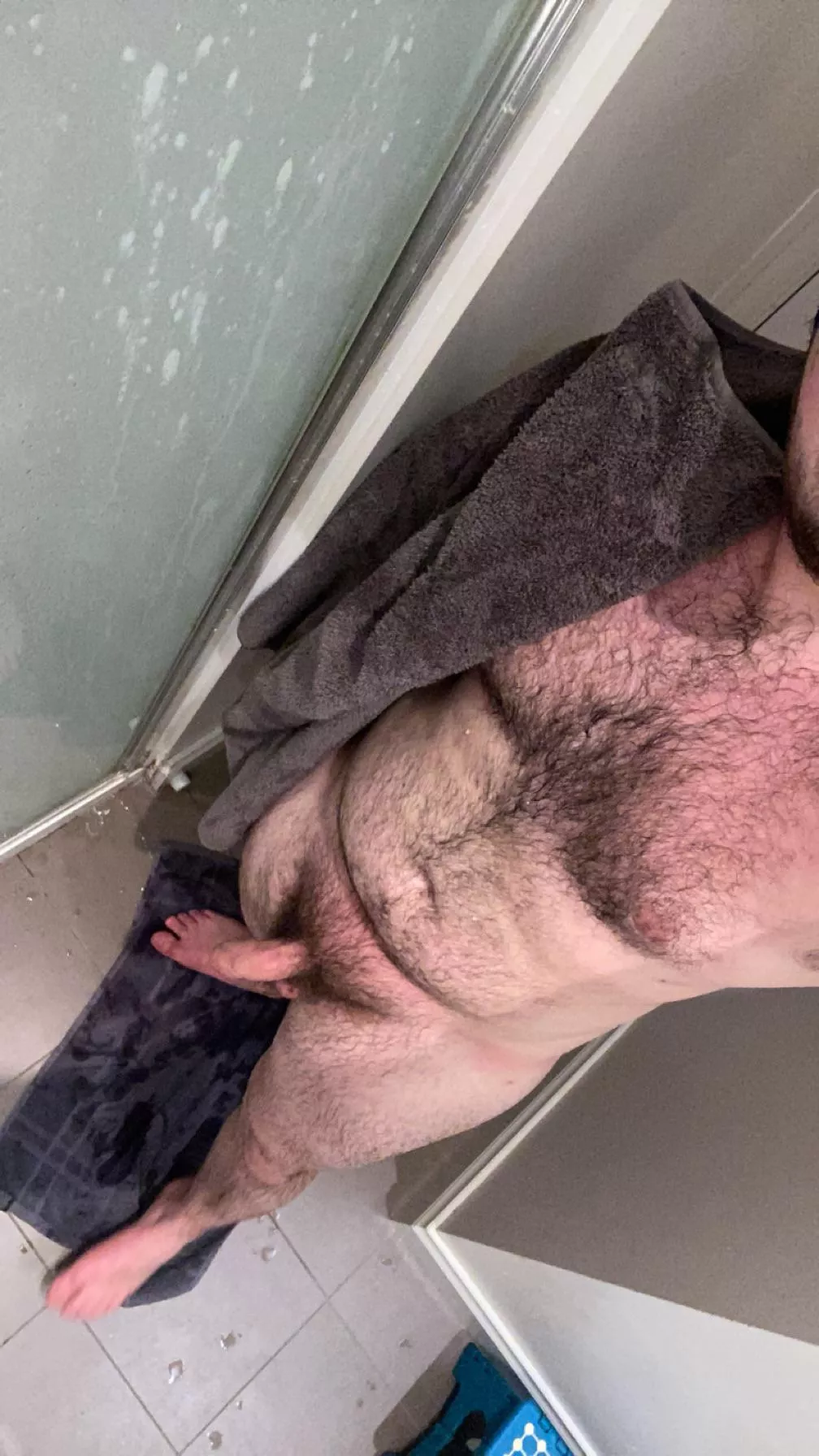 25 bored home alone in coburg 