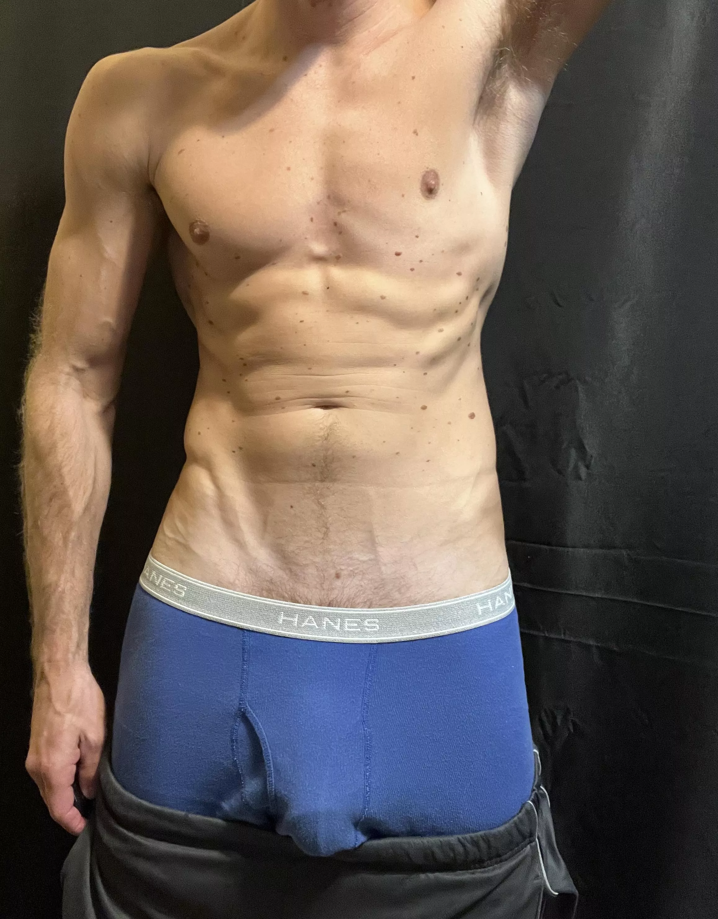 (29) it’s Friday, we should be sending nudies to eachthr rn