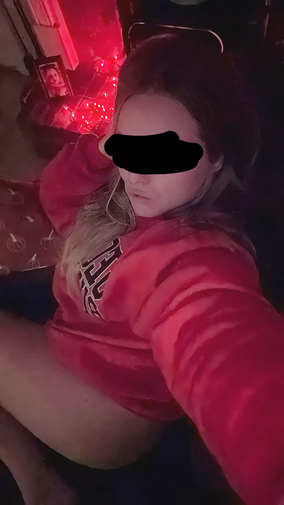 [32/27][MF4M][Athens] anyone Free RN or later tonight? Our original plan bailed on us, Please describe yourself for a response! Looking for Fit & hung gentlemen who's close to our age and is close to Athens