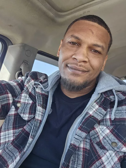 35 [M4MFT] Downtown Cbus. No kids, no felonies, no evictions. Looking for whoever's looking for me. DM for all the juicy stuff.