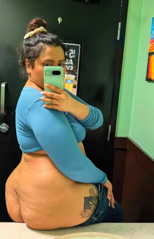 All I want is a quickie in the public washroom 