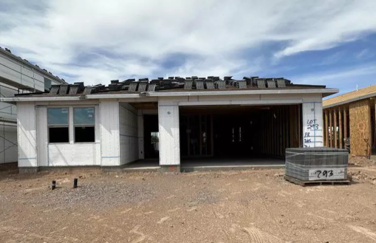 Alpha Men and or swingers Question for y’all… who’s interested to have fun with our girlfriends!