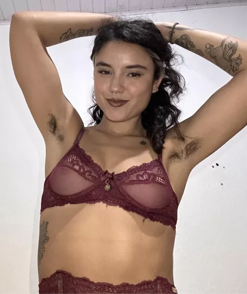 Am I you favorite brunette girl? 