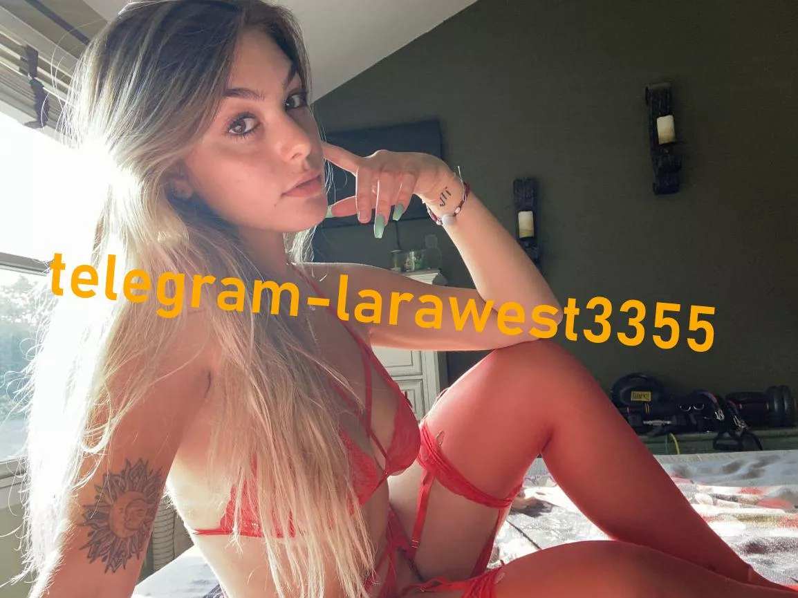 Am I your type??👅
