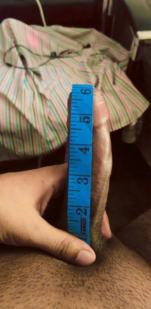 Anyone in ggn and free and have a place ?