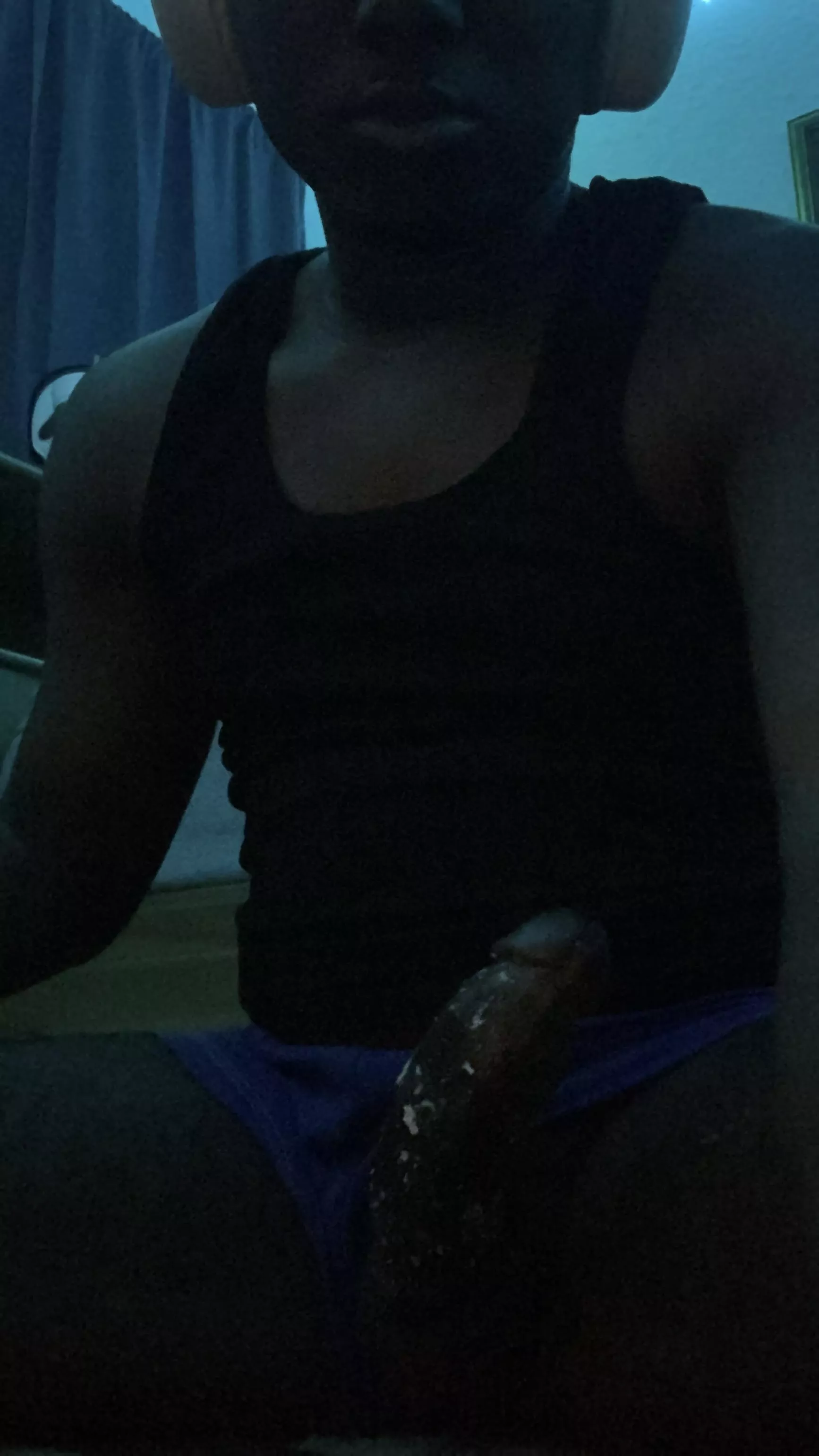 Anyone with nice feet Kik:girlcock69420