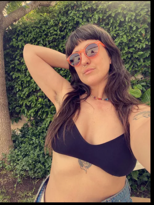 armpit and nature perfect combo