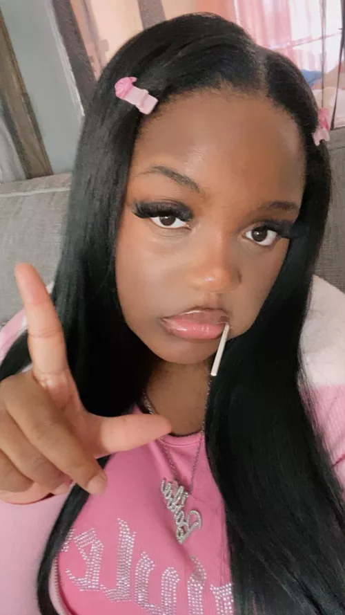 Bratty findom ebony 🍰