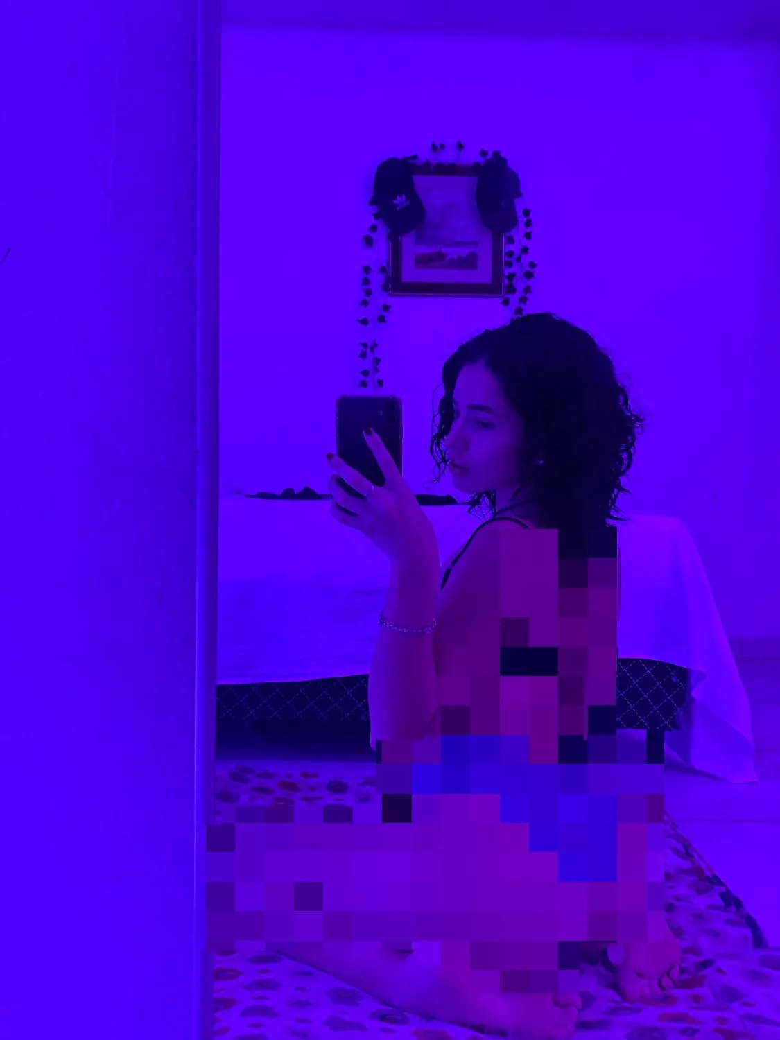 burn your eyes trying to see what you will never be worthy of with that pathetic 🍤 