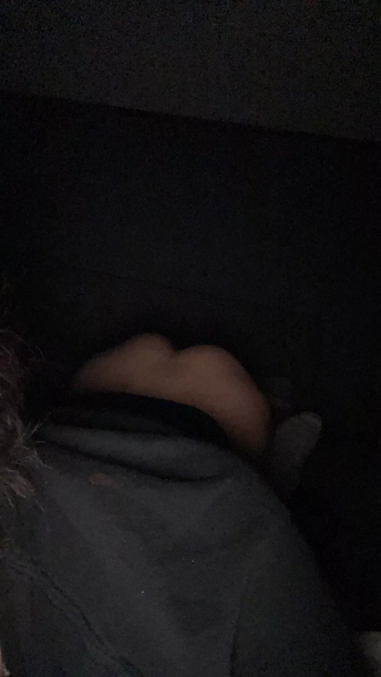 Cb/omaha backshots and a creampie anyone I’m mobile 