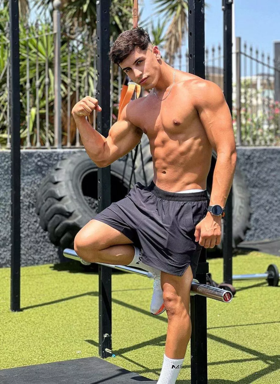 Come and dry my sweat 