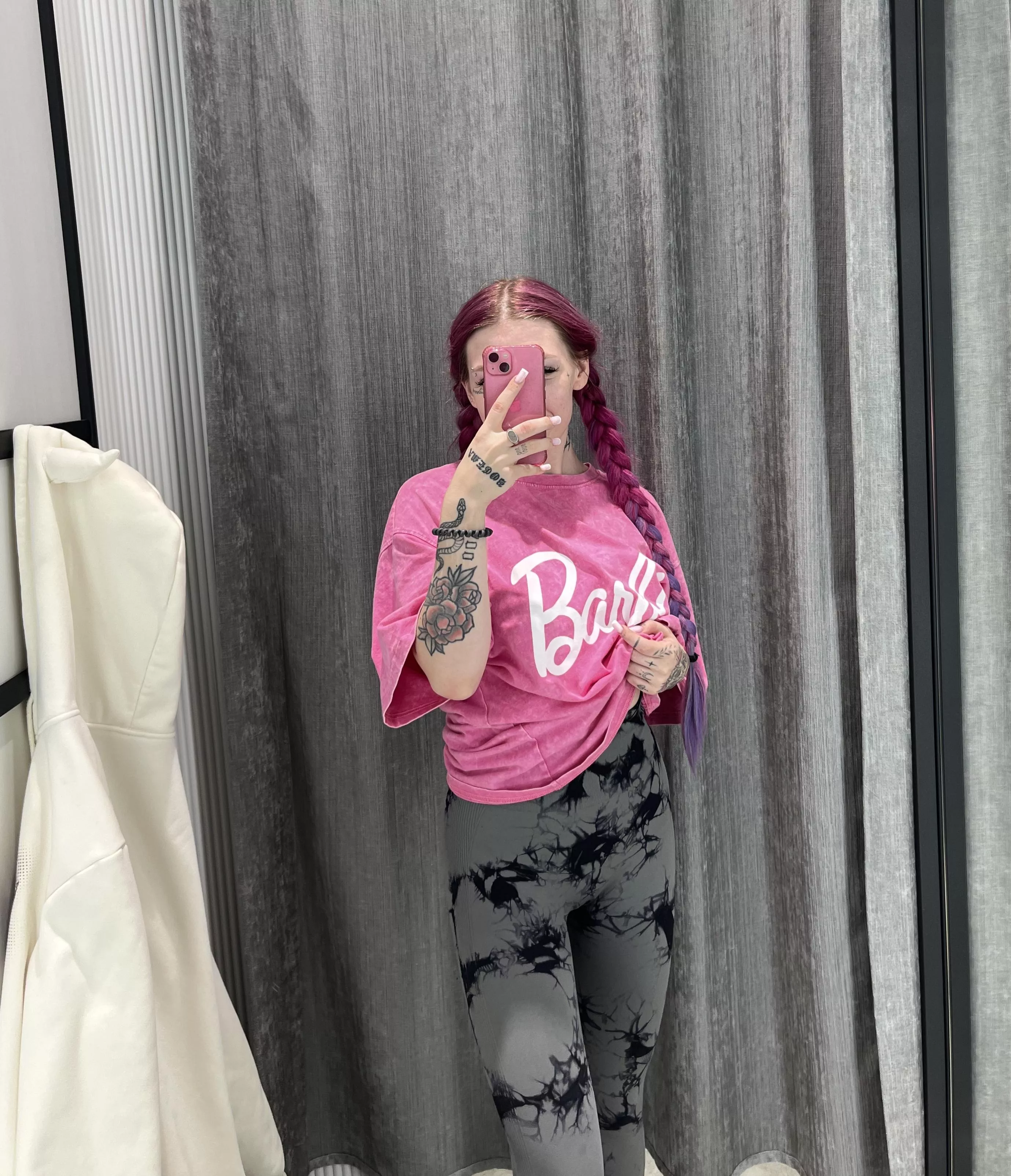 come into my locker room and stick your dick in my mouth