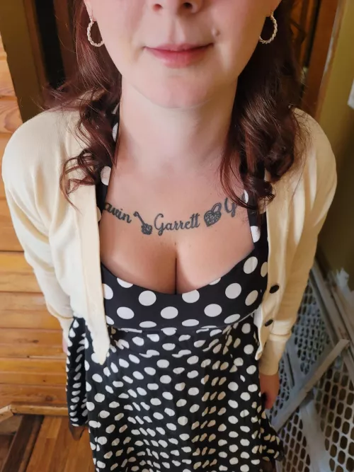 Could I be ur little 50s housewife milf 😏