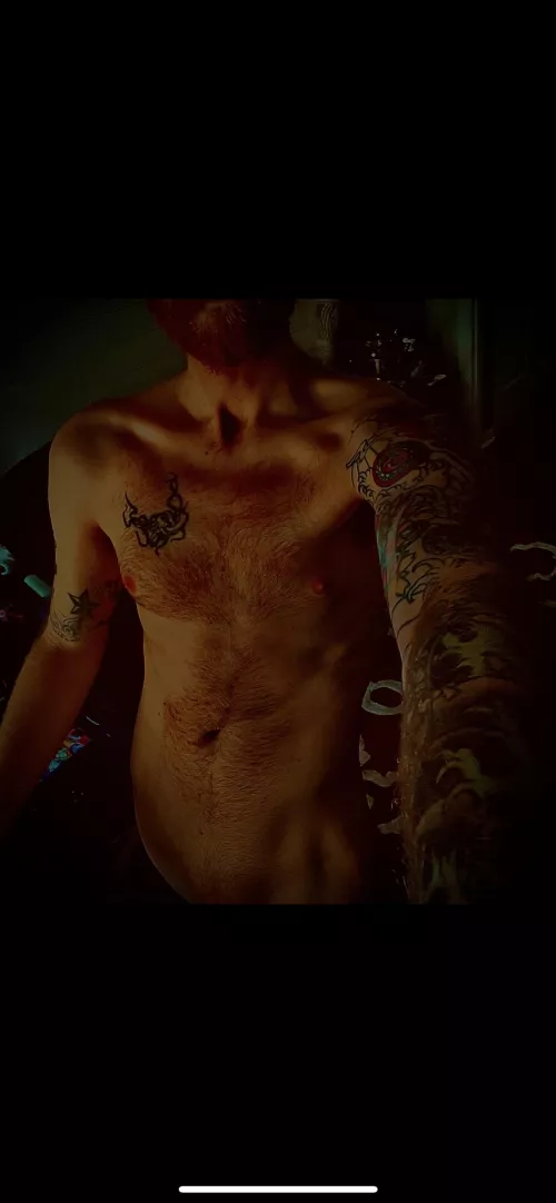 Couples or single females 