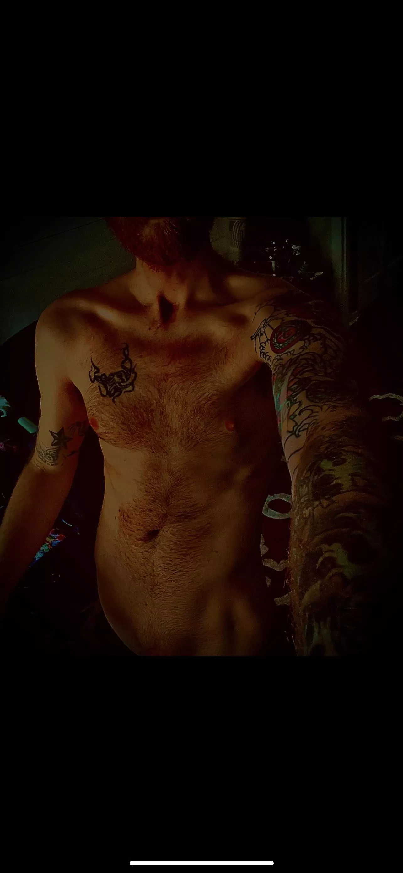 Couples or single females 