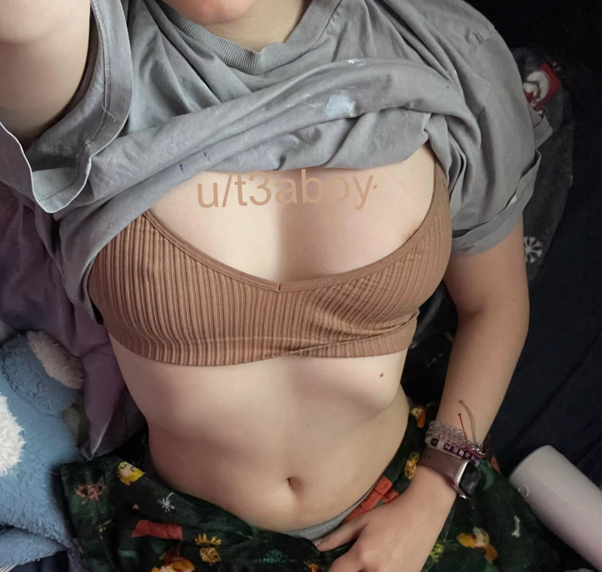 dirty pupslut wants to get pounded all night long! 