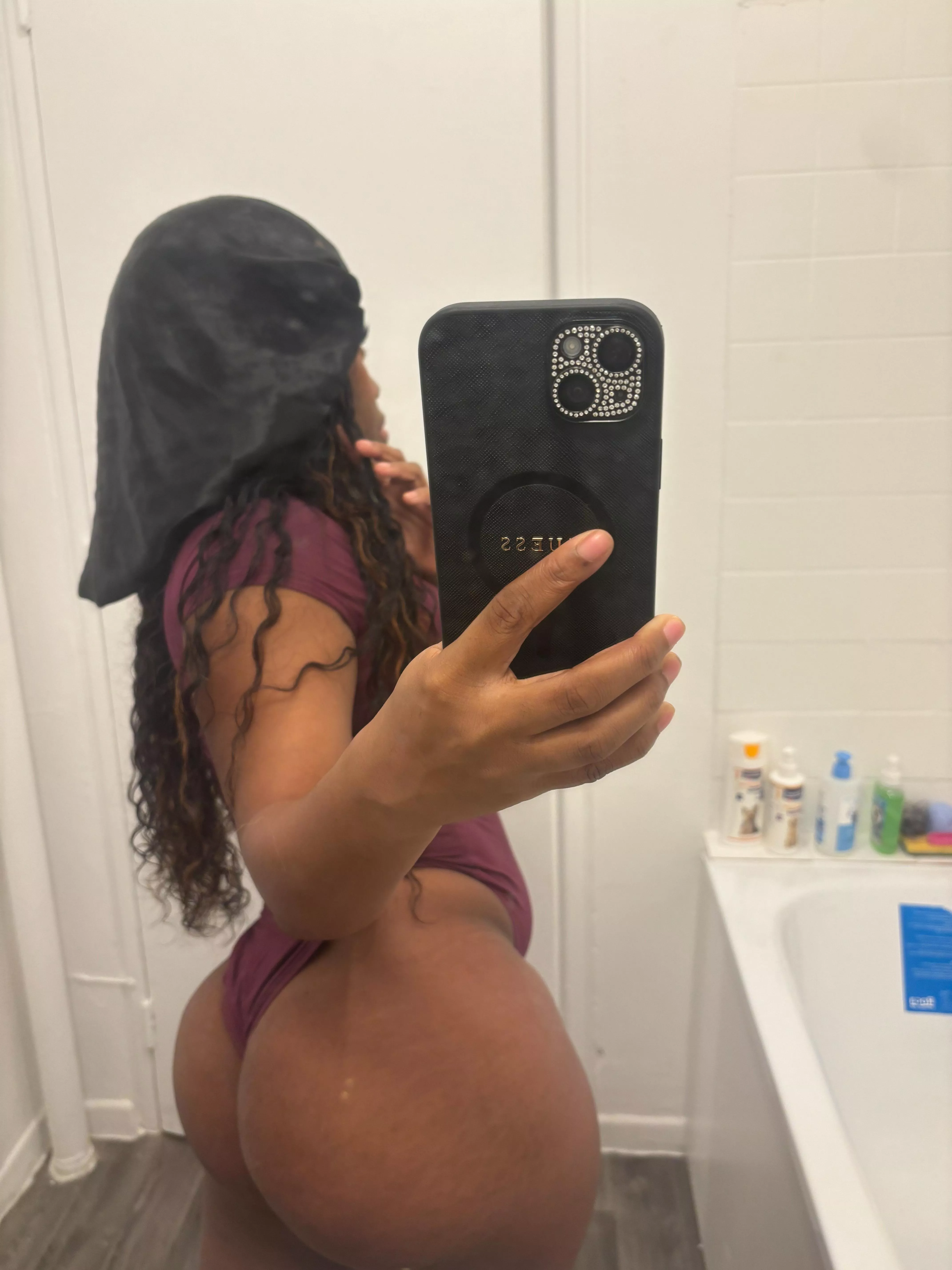 Do you like my fat ass?