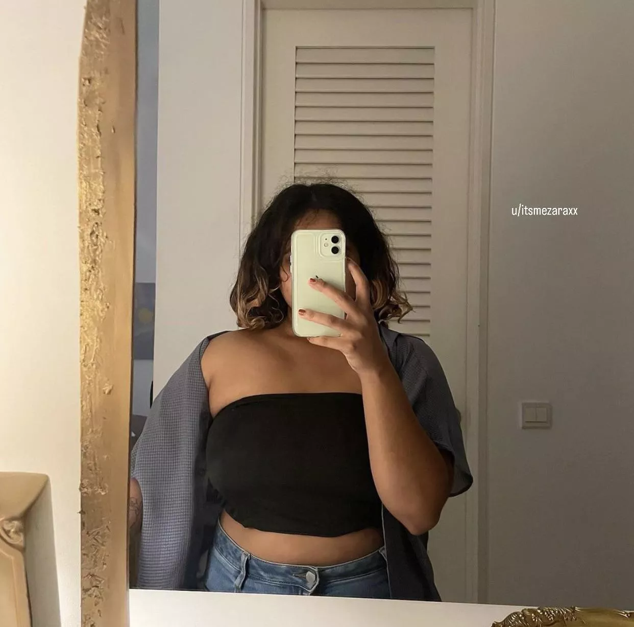 Don’t need a bra to go out, free as always :)