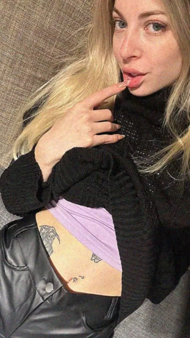 F21 [F4M] Who’s up to turn this cold around?