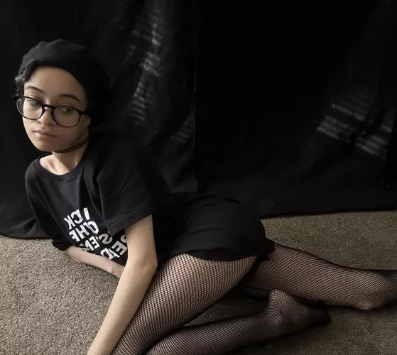 fishnets have my heart 