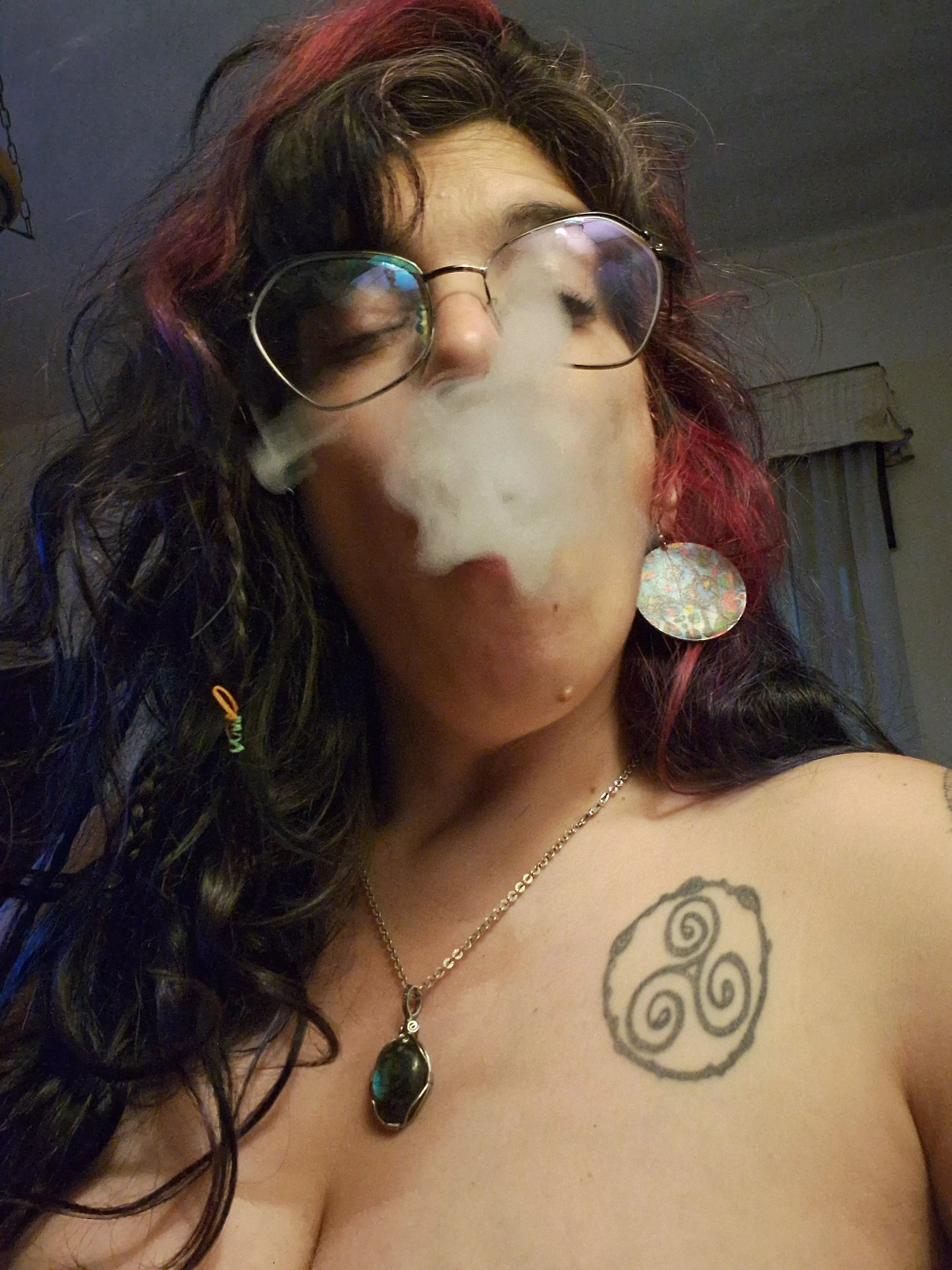 Fridays for relaxing, my favorite day to smoke