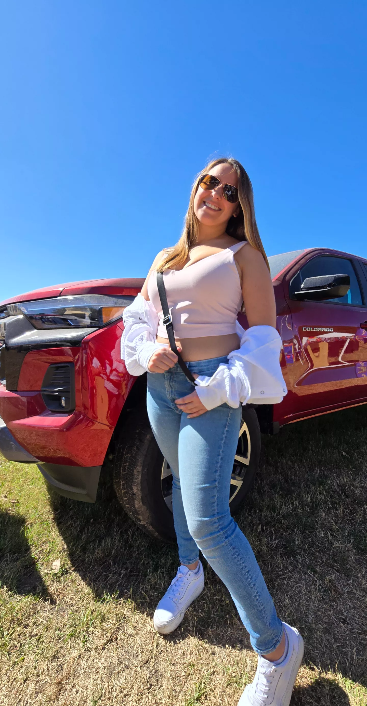 [F]un Fact: I lost my virginity in a threesome 